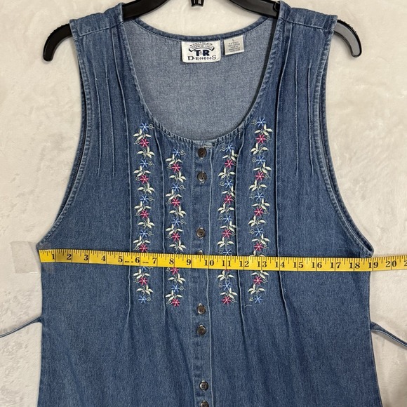 Vintage Embroidered Denim Midi Jumper Dress Size L Button Front Boho Cottage 90s - Picture 9 of 12